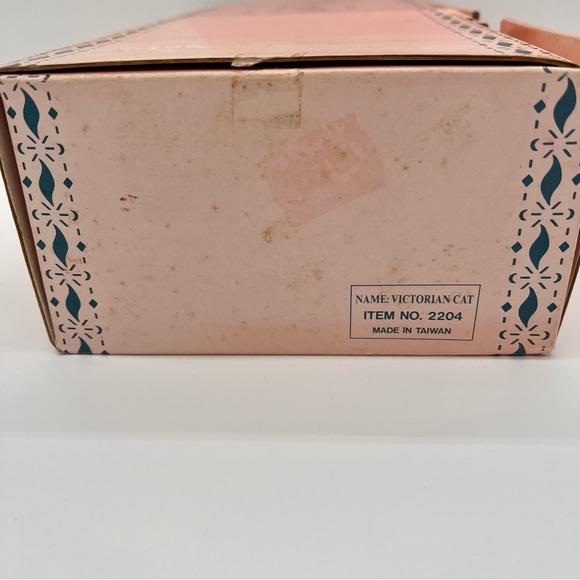 🥀 "Victorian Cat" Kingstate the Dollcrafter Porcelain Clown Doll - Picture 10 of 11